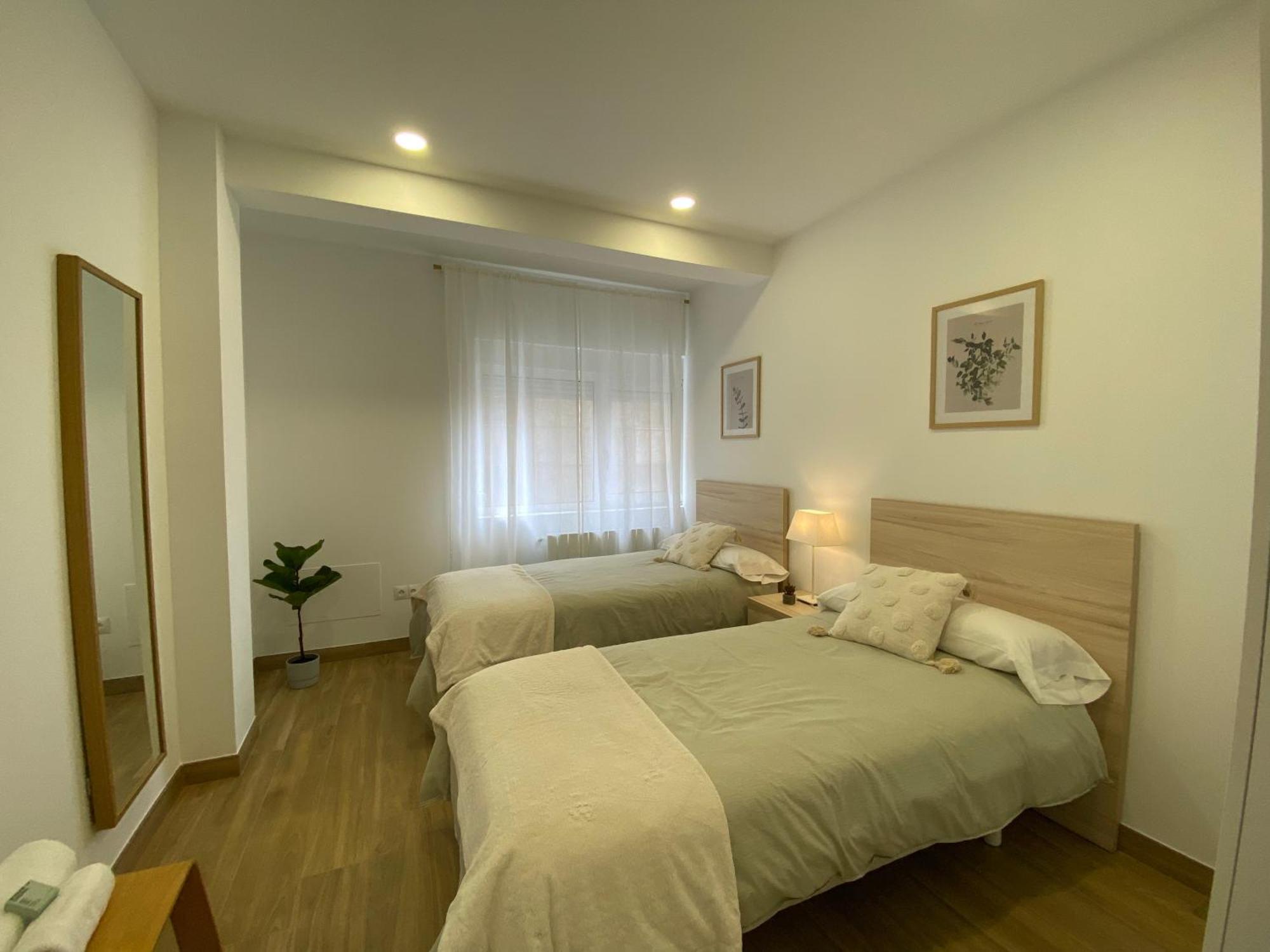 Apartamento Recien Reformado Zona Estaciones Lägenhet Santander Exteriör bild