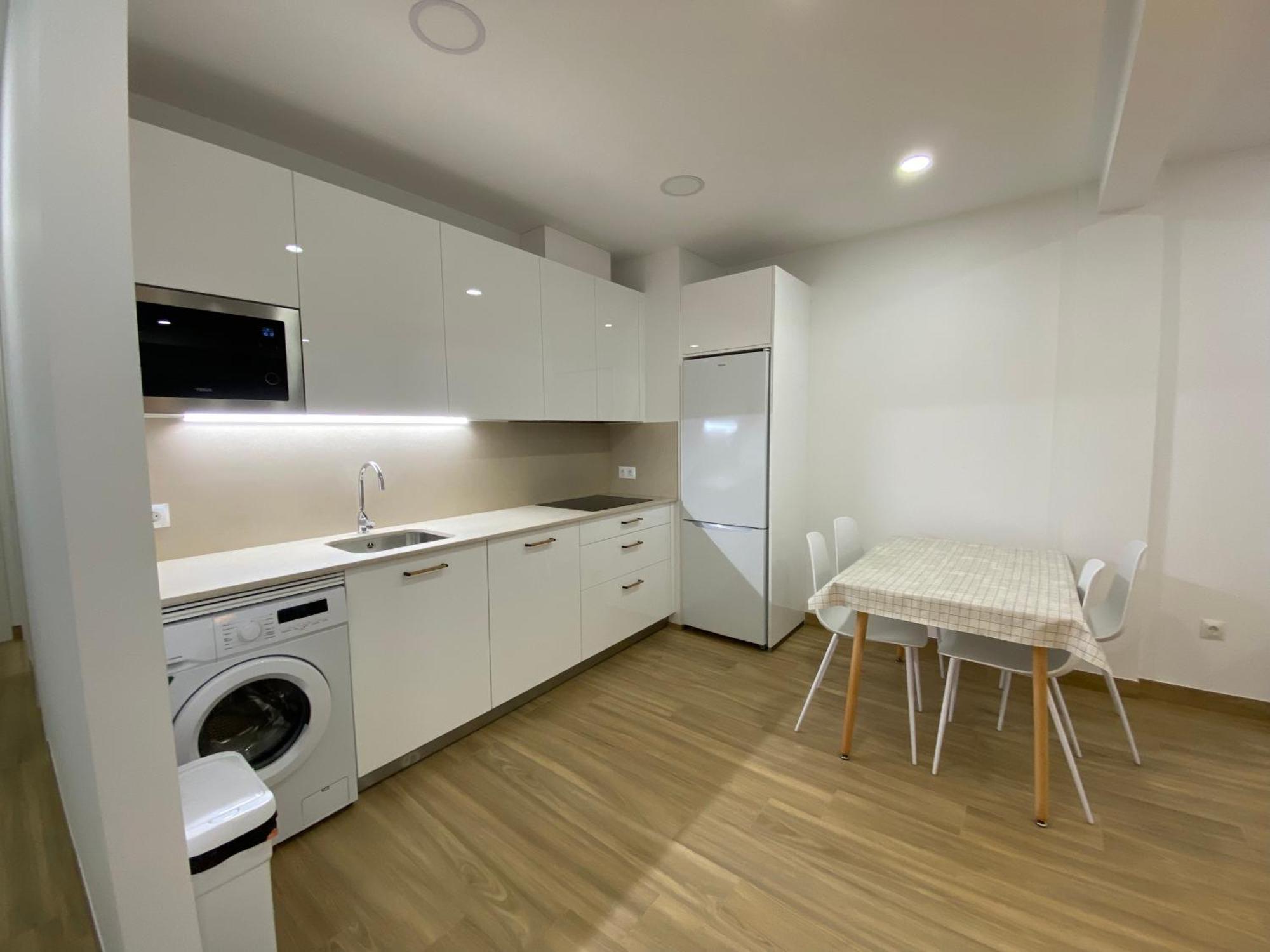Apartamento Recien Reformado Zona Estaciones Lägenhet Santander Exteriör bild