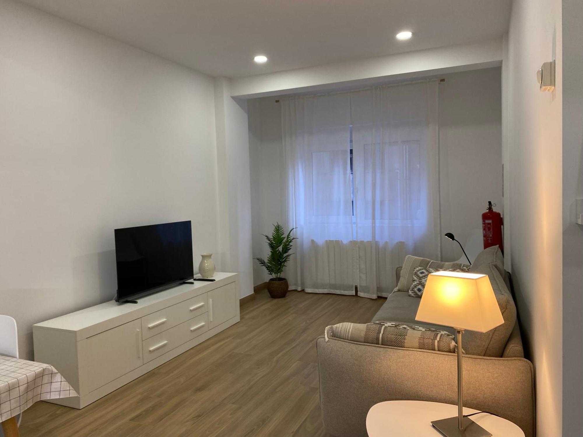 Apartamento Recien Reformado Zona Estaciones Lägenhet Santander Exteriör bild